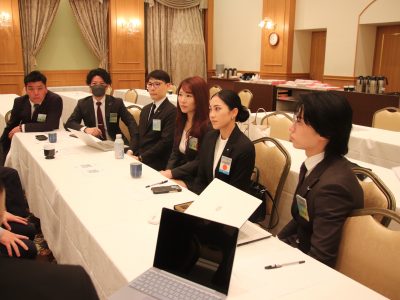 4月度例会「出向大討論会」