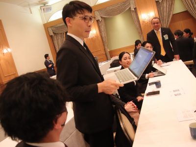 4月度例会「出向大討論会」